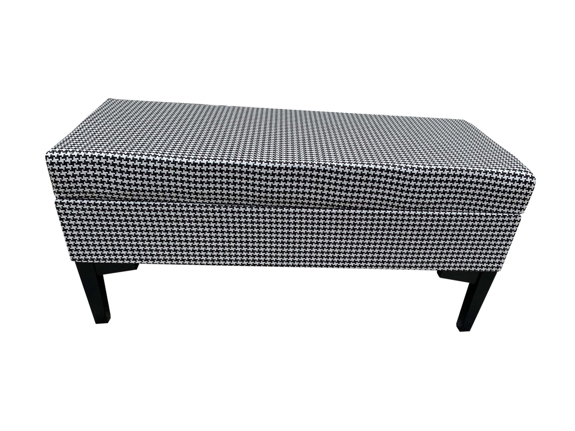Modern Ağaç Iskeletli 40X100 Cm Puf(Bench) Keten Kaz Tüyü Desenli